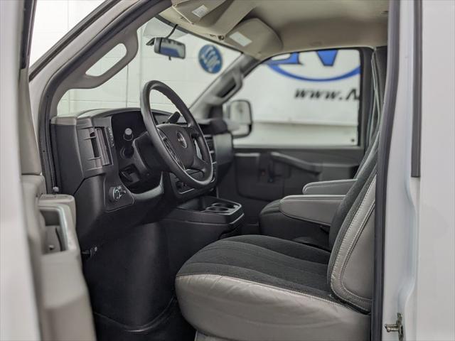 2022 gmc savana 2500 work van