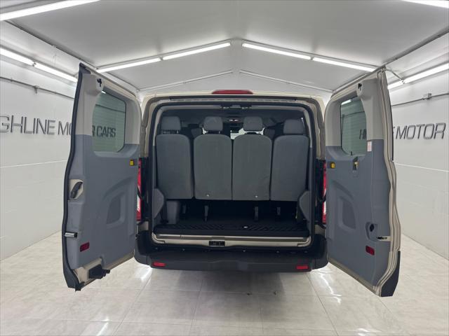 2017 ford transit-350 xlt