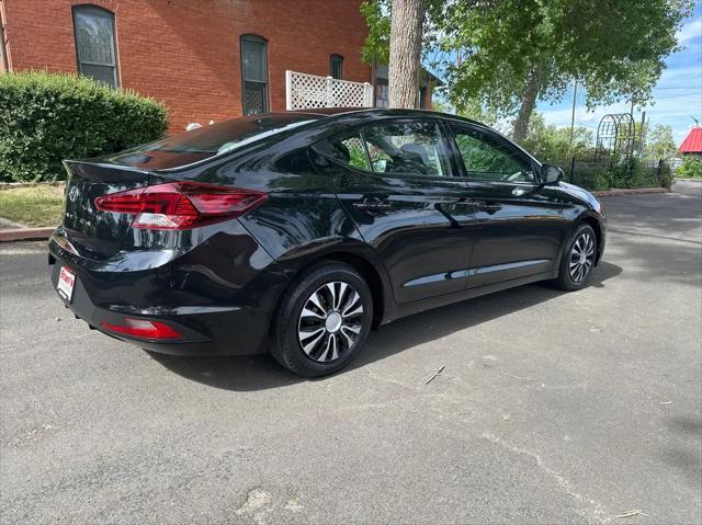 2019 hyundai elantra se