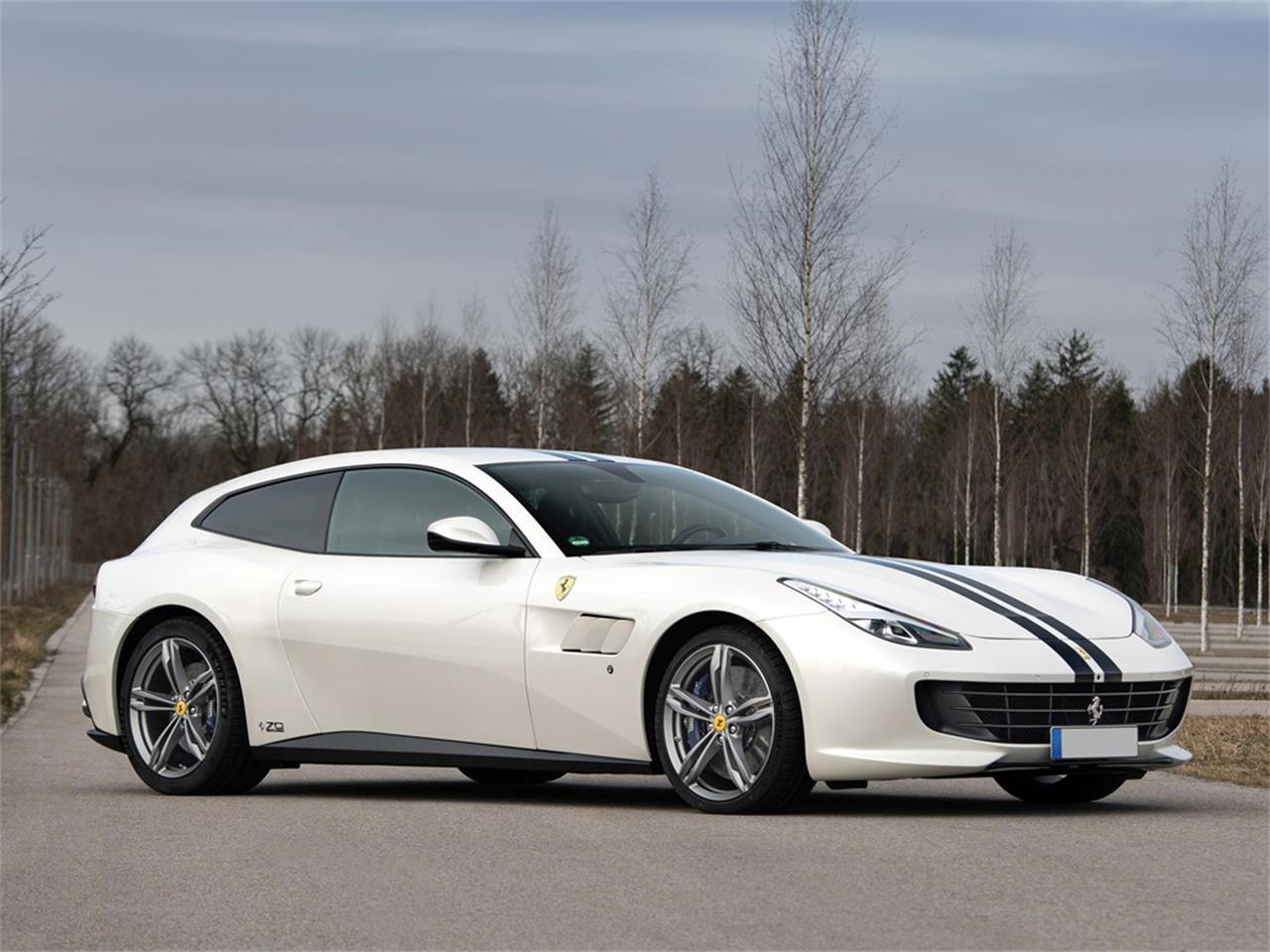 2018 ferrari gtc4 lusso