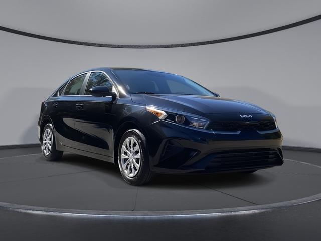 2024 kia forte lx