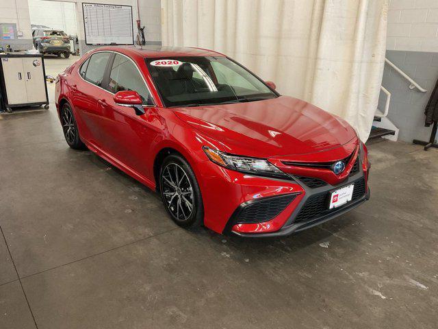 2022 toyota camry nightshade edition hybrid
