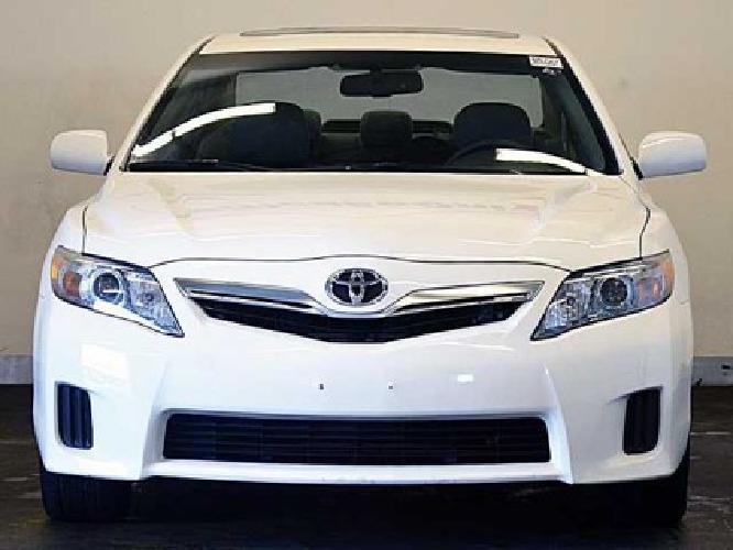 2011 toyota camry hybrid in miami, fl