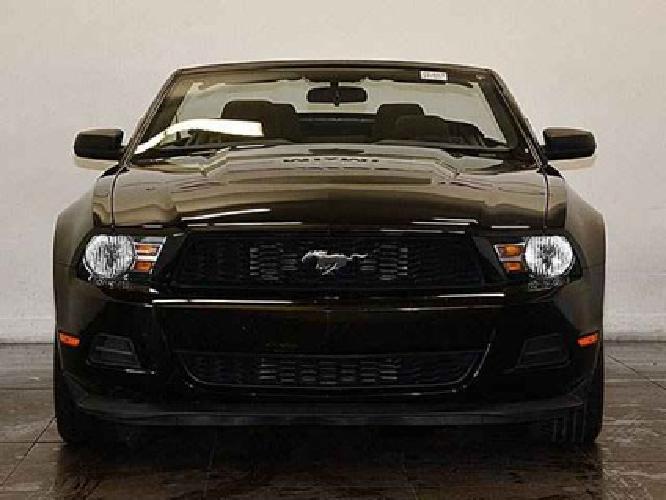 2012 ford mustang v6 convertible in miami, fl