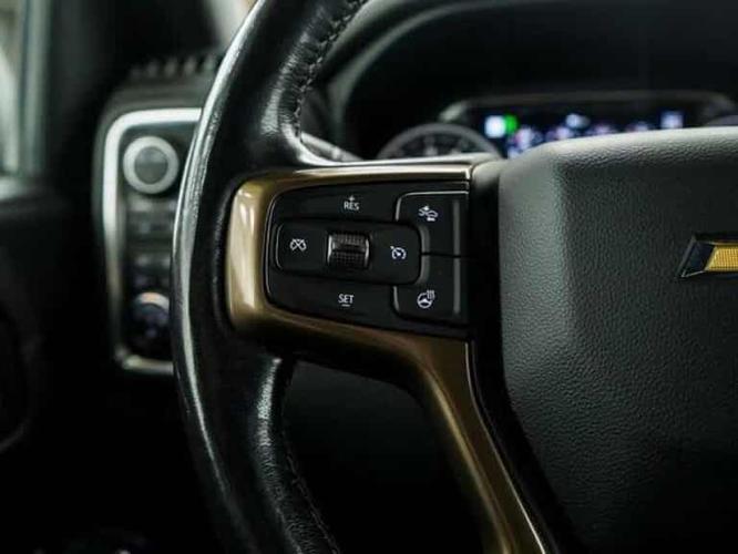 2022 chevrolet silverado 1500 high country in hopkins, minnesota