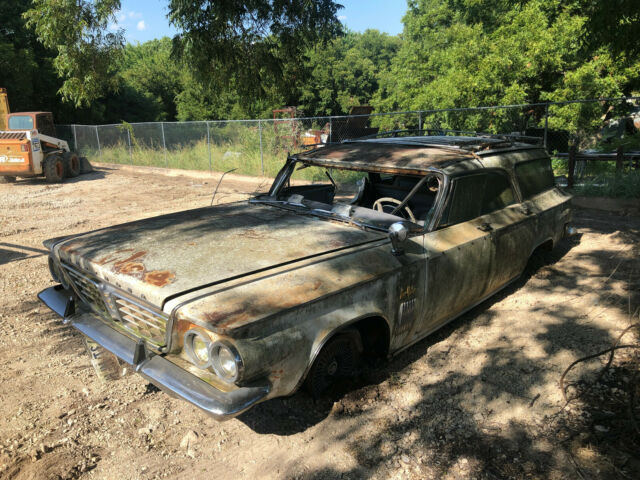1963 chrysler - new yorker station wagon - rare - complete parts car