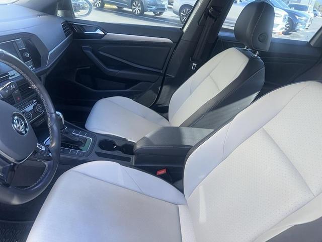 2021 volkswagen jetta 1.4t r-line