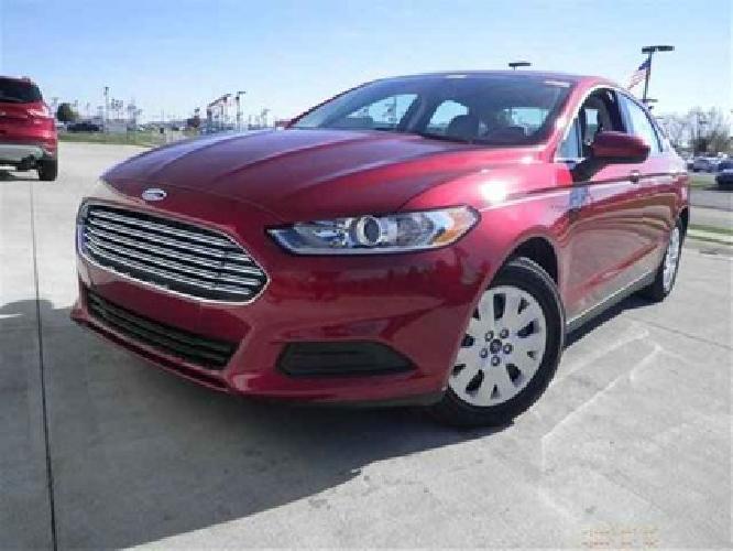 2014 ford fusion in greenwood, in