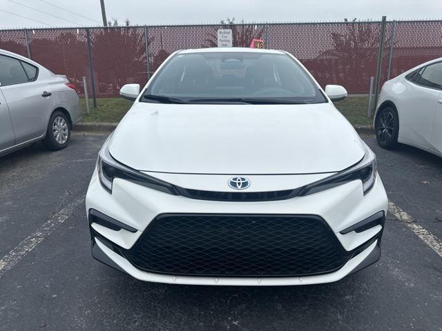 2024 toyota corolla hybrid se