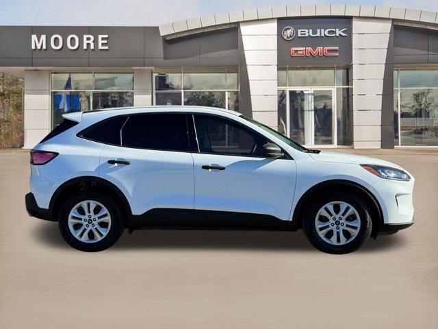 2022 ford escape s