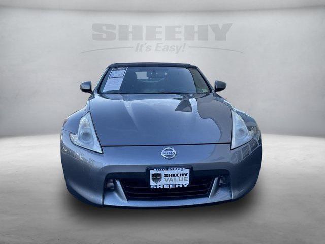 2011 nissan 370z touring