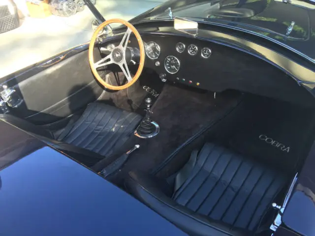 1965 shelby cobra 427 fe side oiler with 4 speed top loader