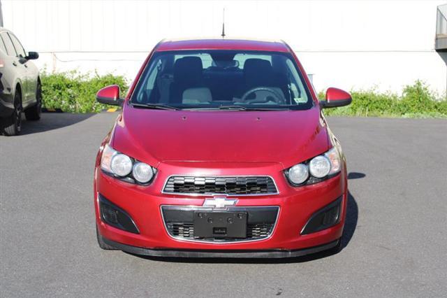 2013 chevrolet sonic lt