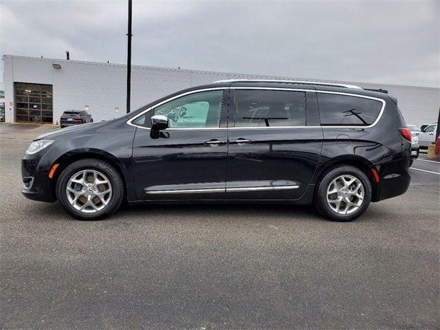 2019 chrysler pacifica limited in plymouth, michigan