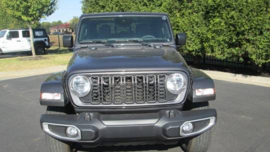 2024 Jeep Gladiator