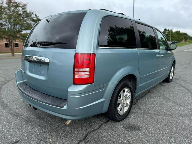 2008 chrysler town & country touring