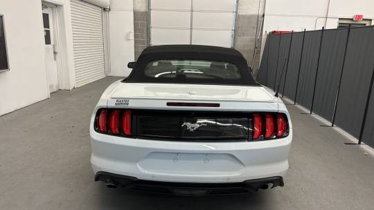 2022 Ford Mustang