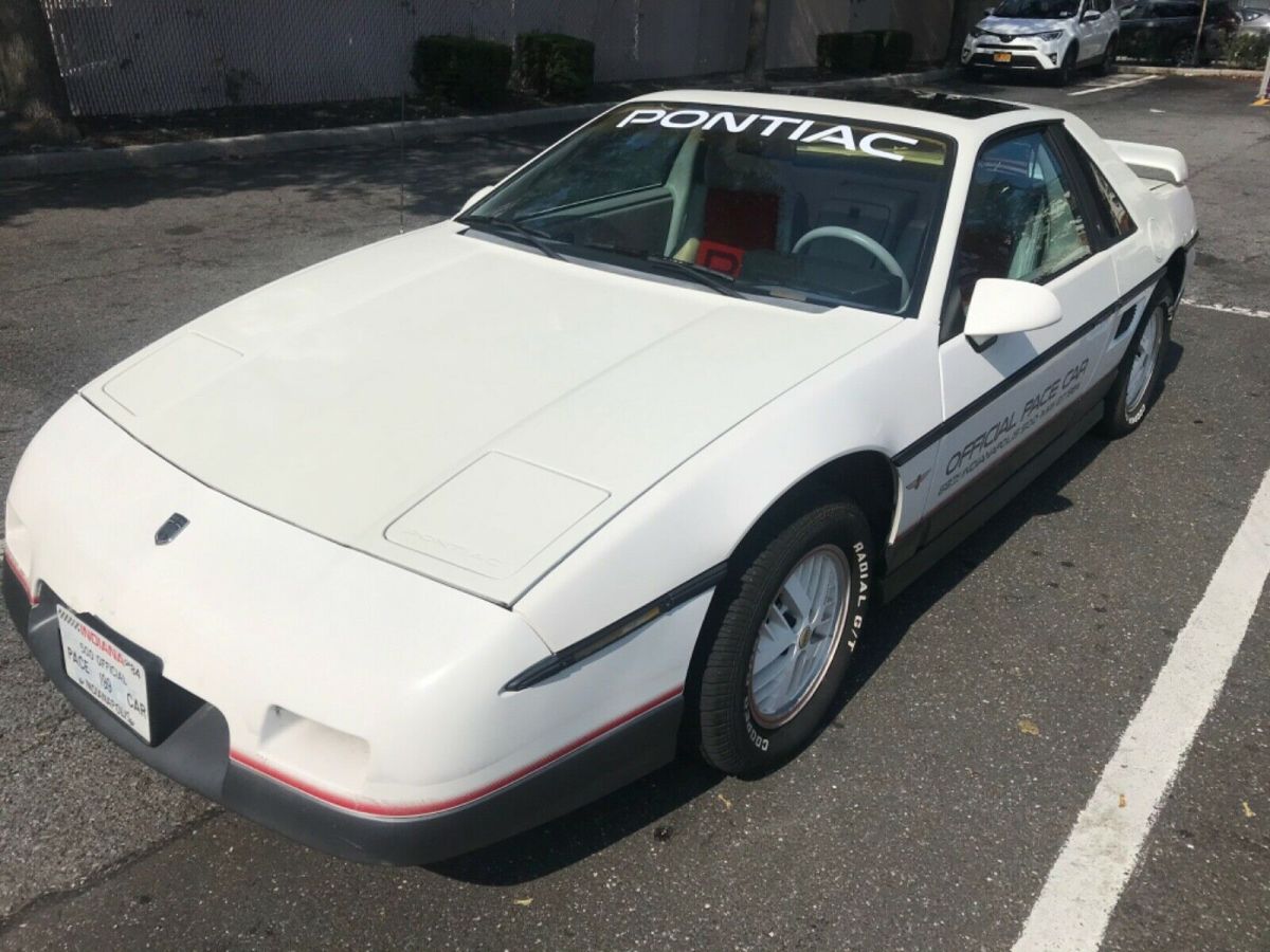 1984 pontiac fiero indy pace car at ac sunroof 92k runs&drives rare collectible