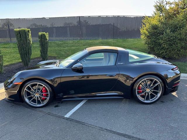 2024 porsche 911 targa 4s