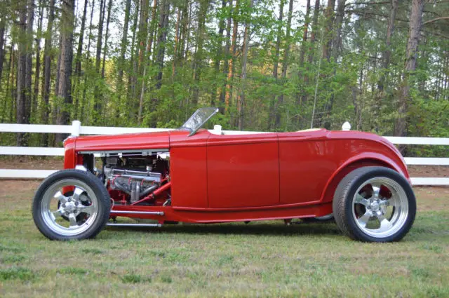 1932 ford roadster,350 /400 hp, 700 r
