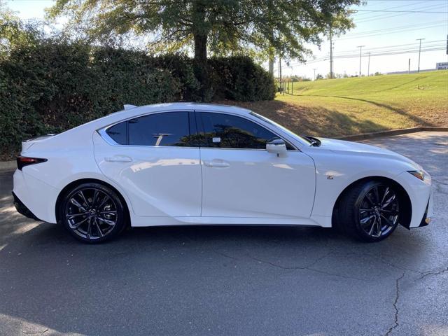 2022 lexus is 350 base
