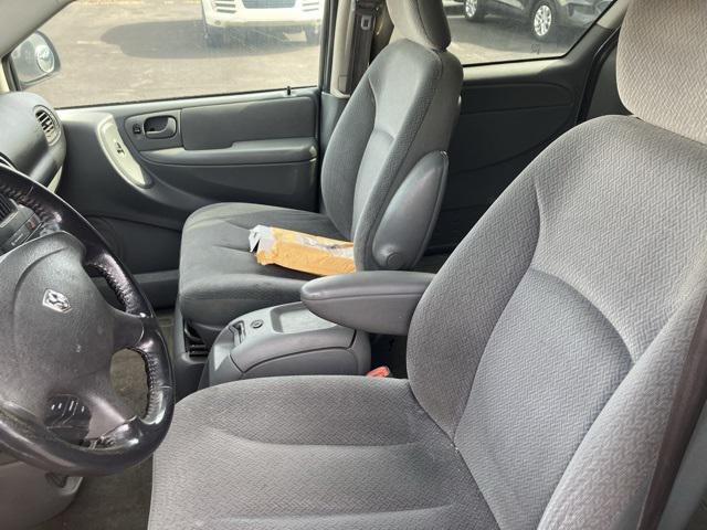 2005 dodge grand caravan sxt