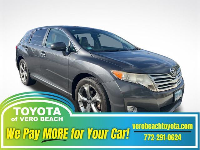 2010 toyota venza base
