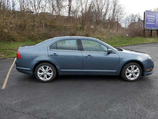 2012 ford fusion se