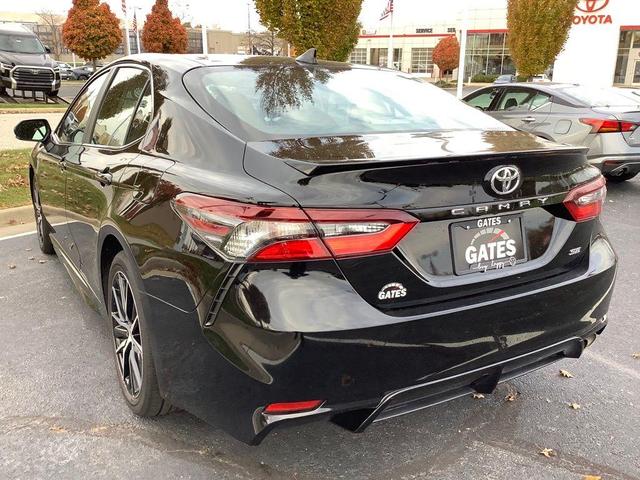 2024 toyota camry se