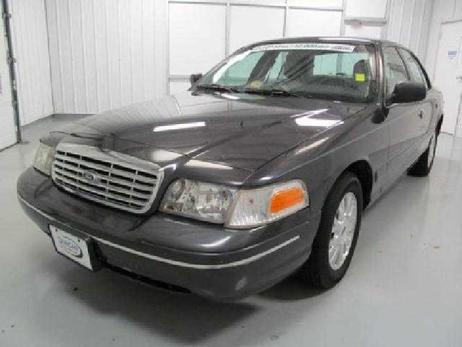 2005 ford crown victoria lx in christiansburg, va