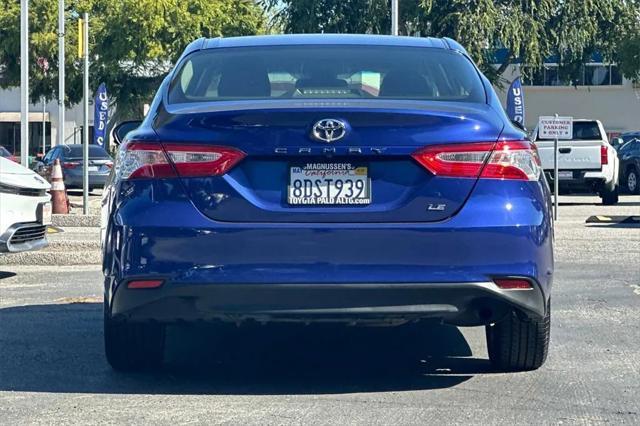 2018 toyota camry le