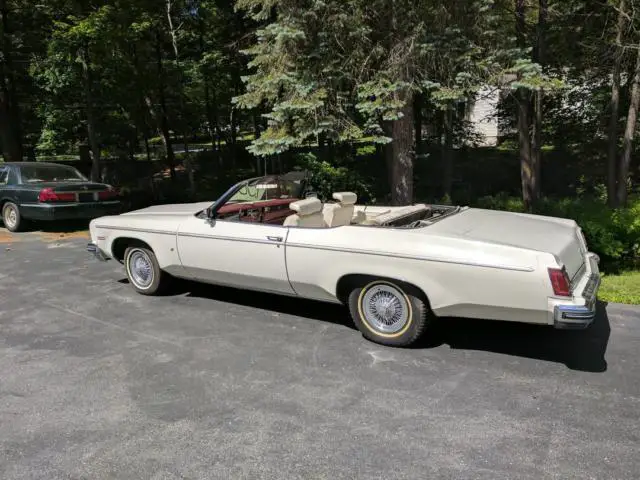 1975 olds delta 88 royale convertible, 54,250 original miles, good condition