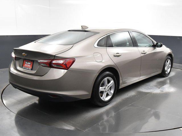 2022 chevrolet malibu fwd lt