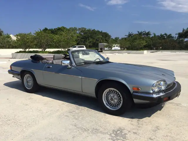 jaguar xjs v12 convertible low miles clean autocheck garage kept collectors item