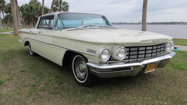 47k miles! rust free! runs great! barn find!