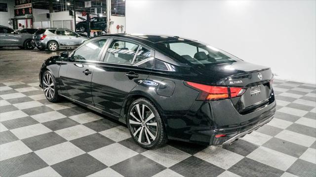 2020 nissan altima sr fwd