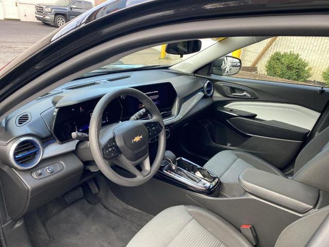 2024 chevrolet trax lt