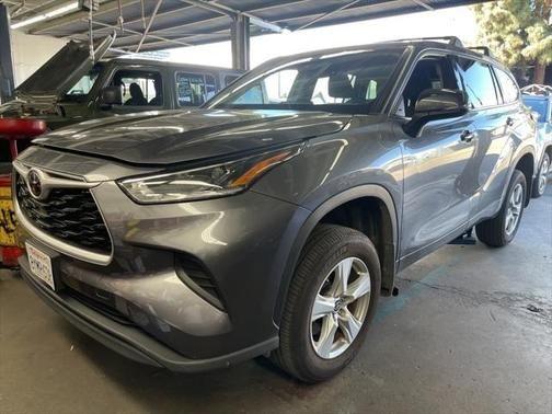 2021 toyota highlander
