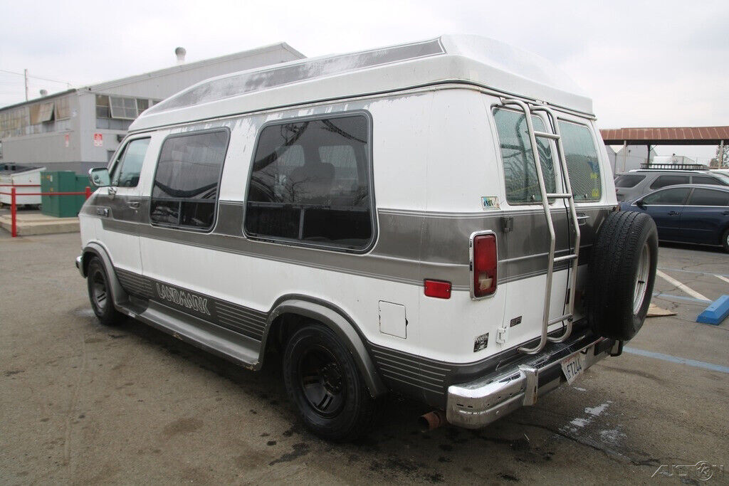 1990 dodge ram van v8 5.9l automatic no reserve