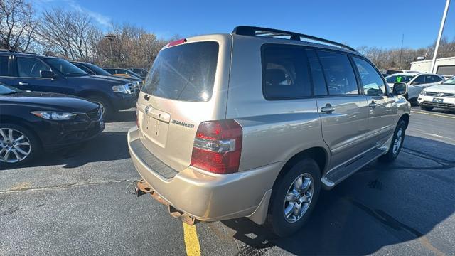 2004 toyota highlander base