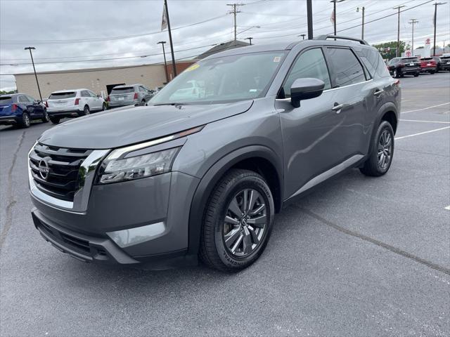 2023 nissan pathfinder sv