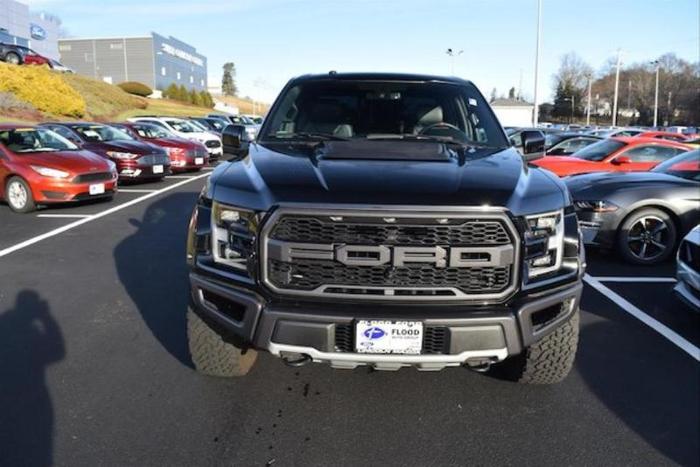 2018 ford f-150 raptor 4x4 raptor 4dr supercrew 5.5 ft. sb for sale in east greenwich, rhode island