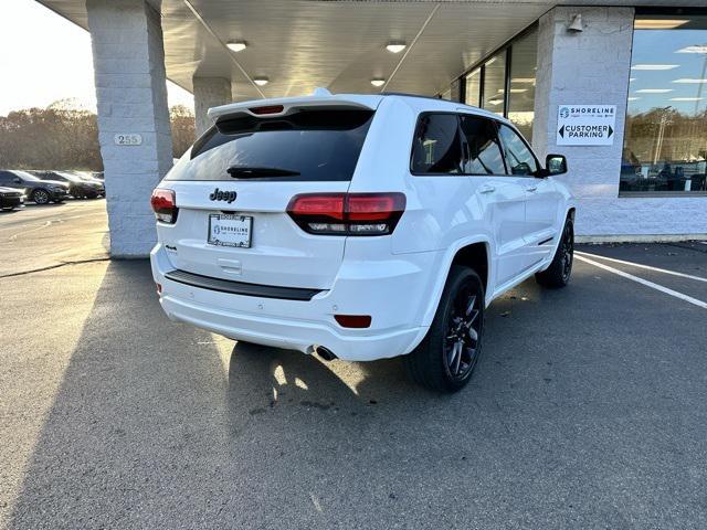 2021 jeep grand cherokee laredo