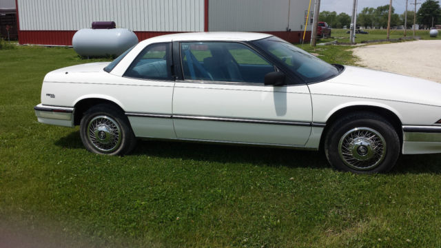 1990 buick regal custom coupe 2-door 3.1l