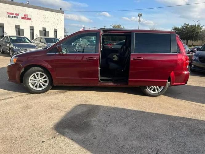 2019 dodge grand caravan passenger sxt minivan 4d in lewisville, texas