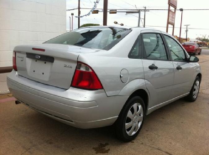2005 ford focus zx4 se $ 4950 dlls in dallas, tx