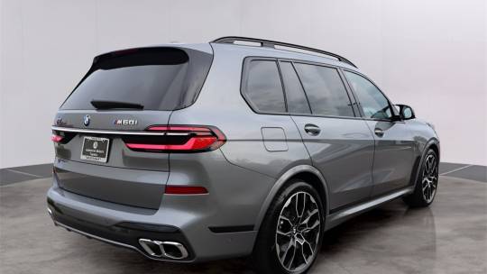 2025 BMW X7