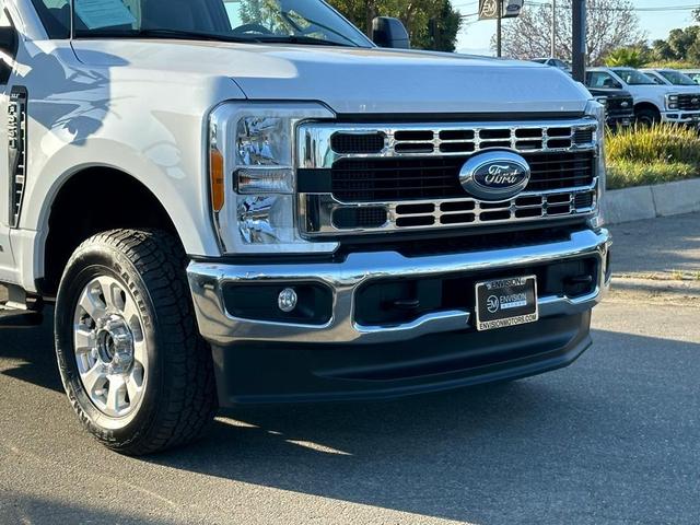 2023 ford f-250 xlt