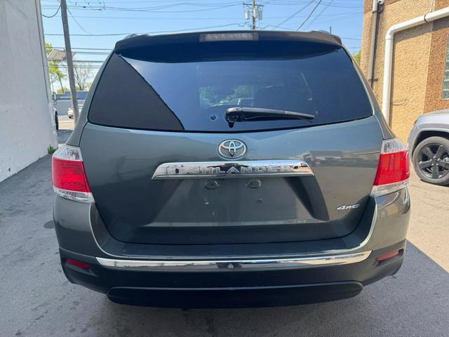 2013 toyota highlander se