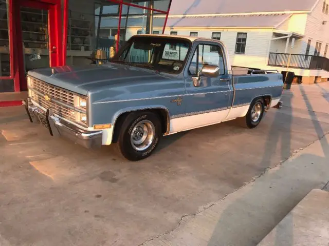 amazing condition $15,000 paint 22,000 miles numbers matching original interior